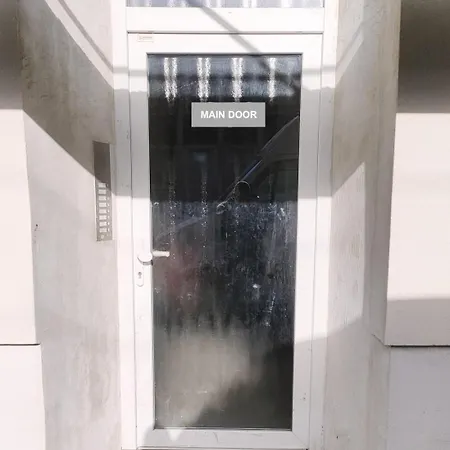 Tolstov - 1 Or 4 - 15 Min To Messe Dus - 10 Min Old Town Dus Διαμέρισμα *