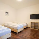 דירה Tolstov - 1 Or 4 - 15 Min To Messe Dus - 10 Min Old Town Dus דיסלדורף