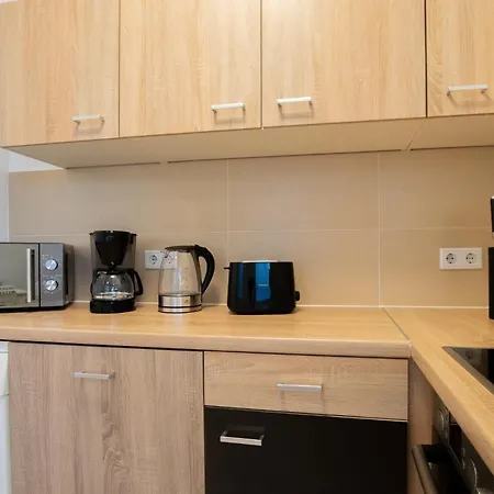 Raj Living - 1 Or 4 - 15 Min To Messe Dus - 10 Min Old Town Dus Dusseldorf
