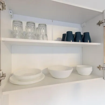 Raj Living - 1 Or 4 - 15 Min To Messe Dus - 10 Min Old Town Dus *