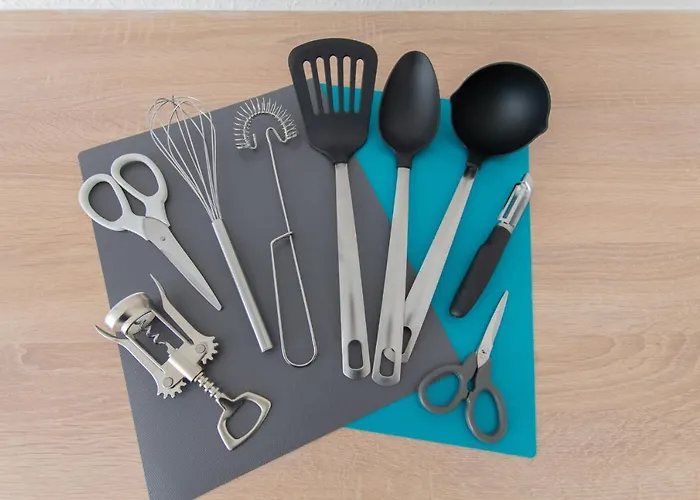 Tolstov - 1 Or 4 - 15 Min To Messe Dus - 10 Min Old Town Dus Daire Düsseldorf