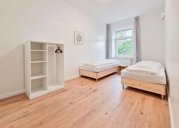 Apartment Tolstov - 1 Or 4 - 15 Min To Messe Dus - 10 Min Old Town Dus Dusseldorf