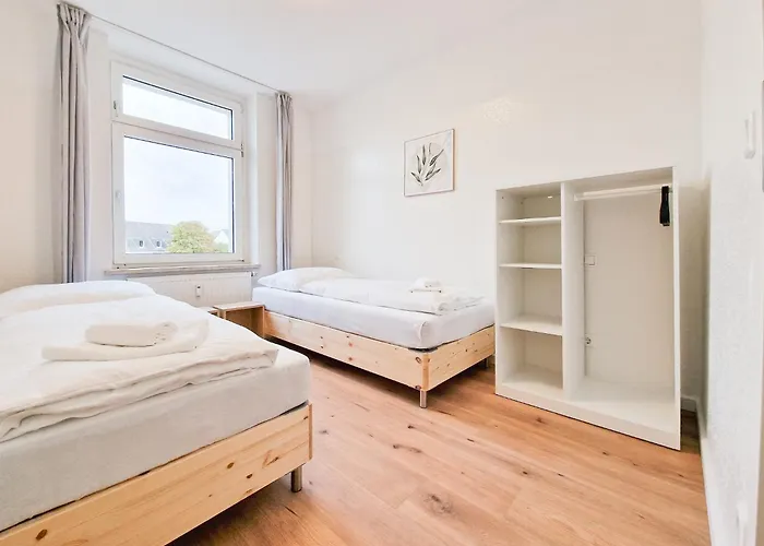 Tolstov - 1 Or 4 - 15 Min To Messe Dus - 10 Min Old Town Dus Dusseldorf