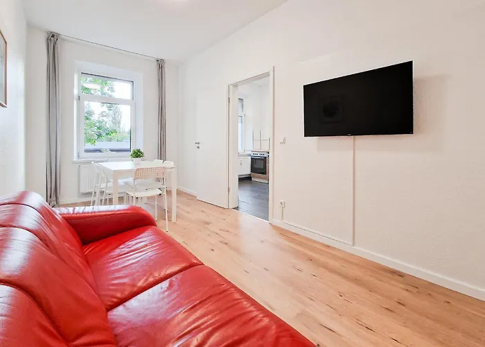 Tolstov - 1 Or 4 - 15 Min To Messe Dus - 10 Min Old Town Dus