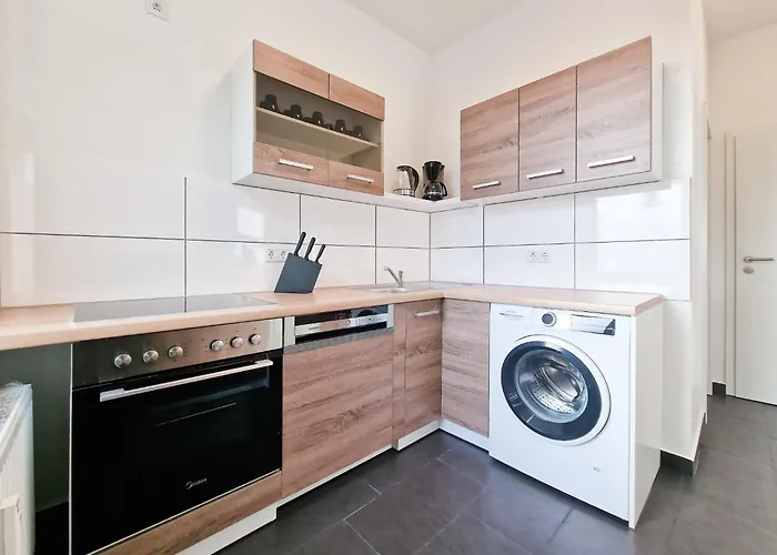 Tolstov - 1 Or 4 - 15 Min To Messe Dus - 10 Min Old Town Dus 杜塞尔多夫